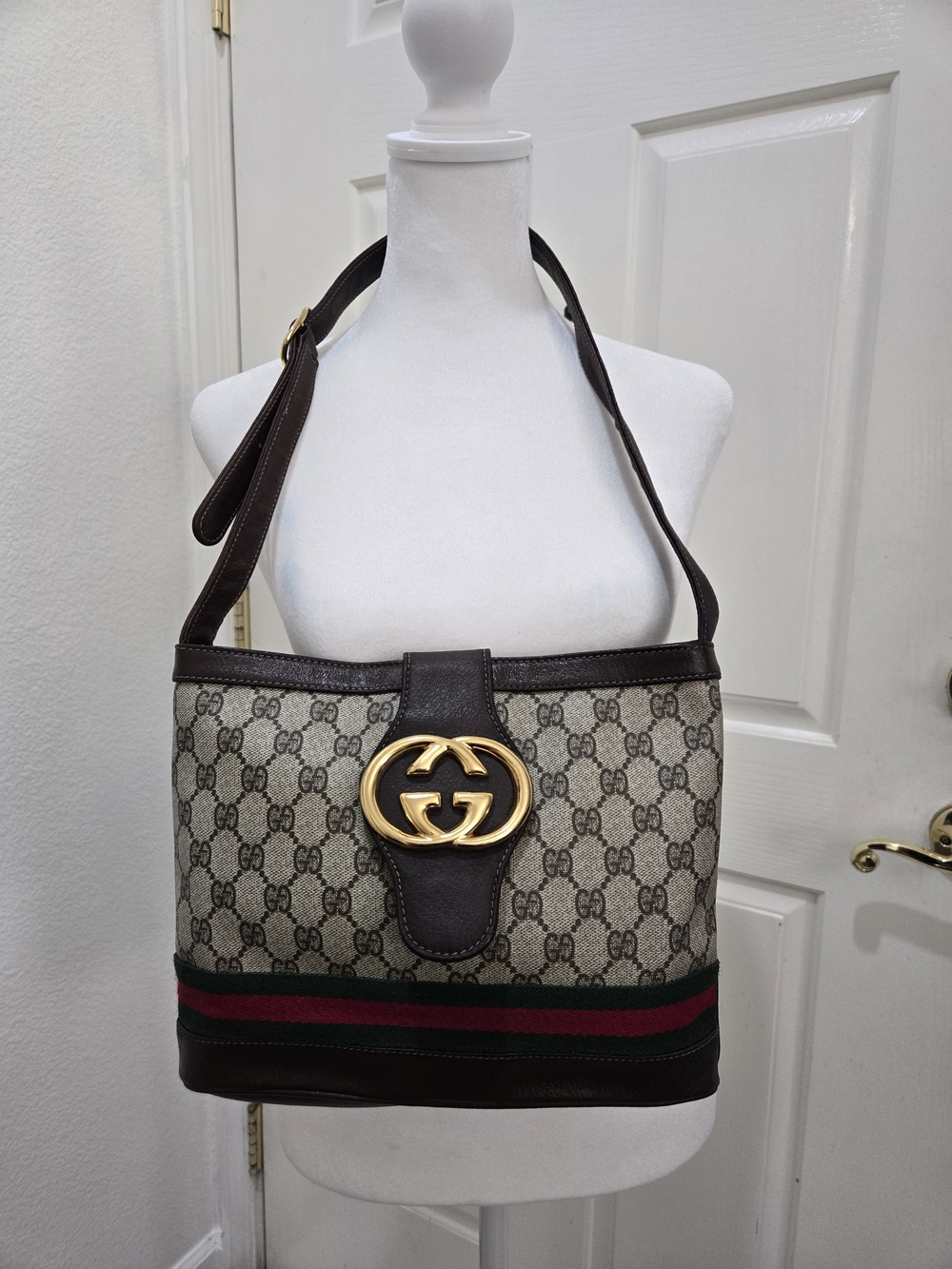 Gucci Brown GG Canvas Shoulder Bag with Gold Double G